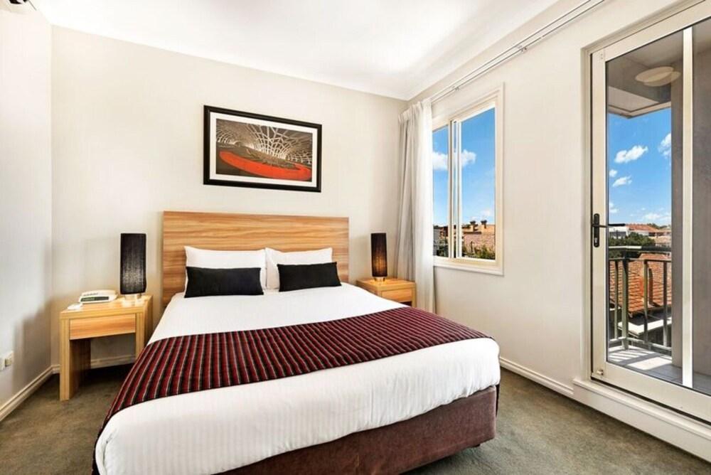 Punt Road Apartment Hotel Melbourne Eksteriør bilde